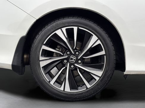 Used 2016 Honda Accord EX-L image 10