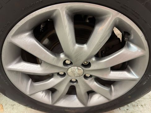 Used 2015 Jeep Cherokee Limited image 35