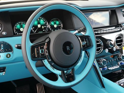 Certified 2024 Rolls-Royce Cullinan image 24