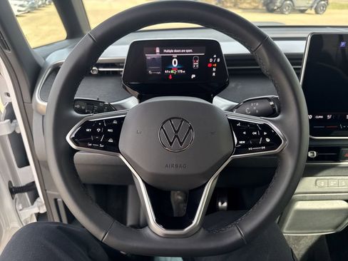 New 2025 Volkswagen ID. Buzz Pro S RWD image 33