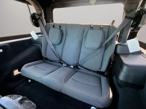 Certified 2024 Jeep Wrangler Sport AWD/4WD image 21