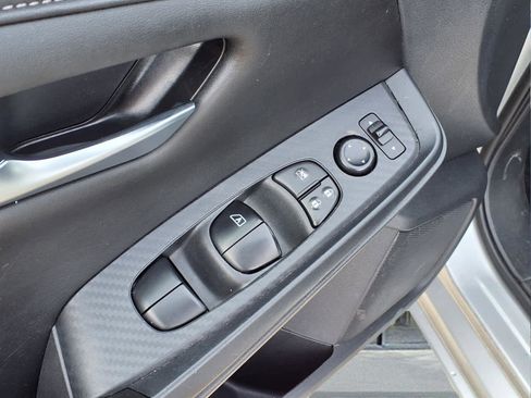 Used 2023 Nissan Sentra SV image 10