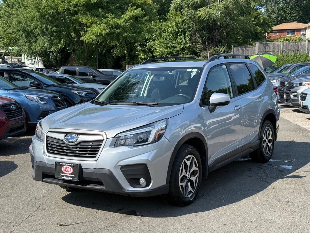 Used 2021 Subaru Forester Premium AWD/4WD image 1
