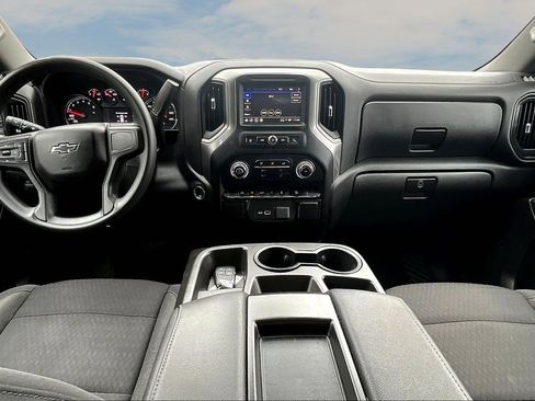Used 2022 Chevrolet Silverado 1500 Custom Trail Boss AWD/4WD image 8