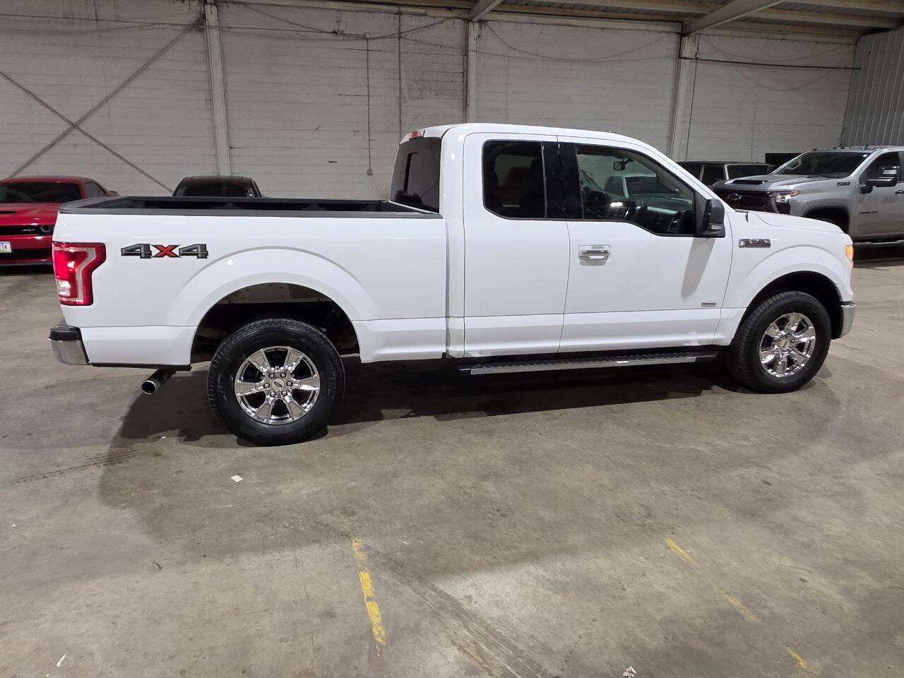 Used 2015 Ford F150 XLT w/ Equipment Group 302A Luxury AWD/4WD image 15