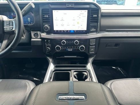 Used 2025 Ford F250 Platinum image 14