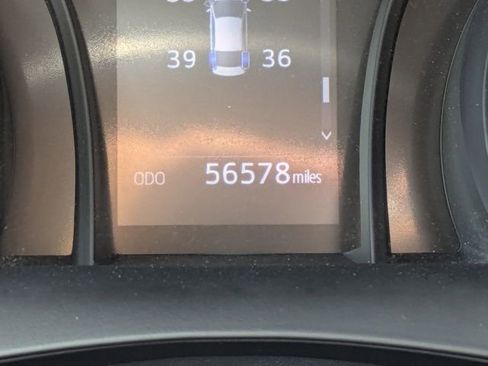 Used 2024 Toyota Camry SE image 28