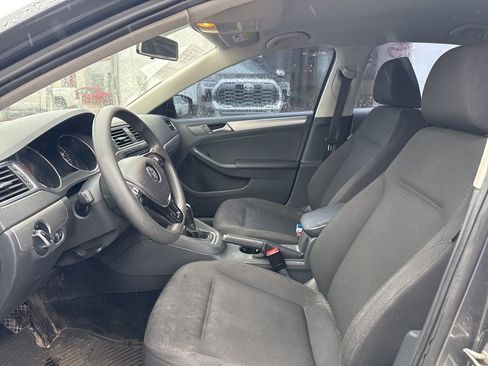 Used 2015 Volkswagen Jetta SE image 9