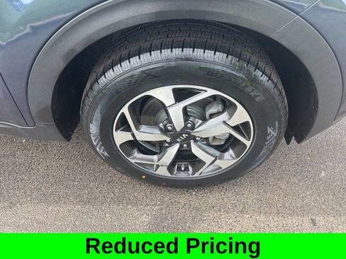 Used 2022 Kia Sportage LX AWD/4WD image 38