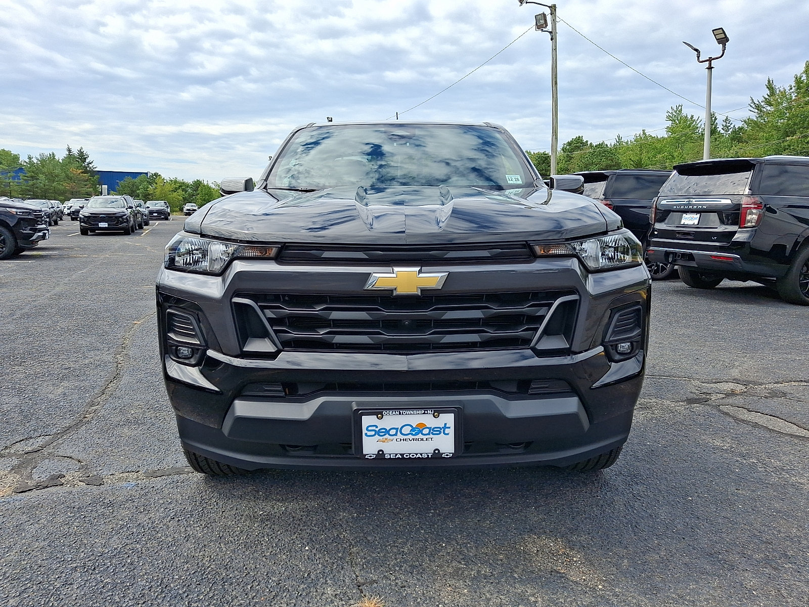 Certified 2023 Chevrolet Colorado LT w/ LT Convenience Package II AWD/4WD image 2