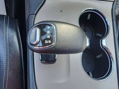 Used 2014 Jeep Grand Cherokee Overland w/ Advanced Technology Group AWD/4WD image 21