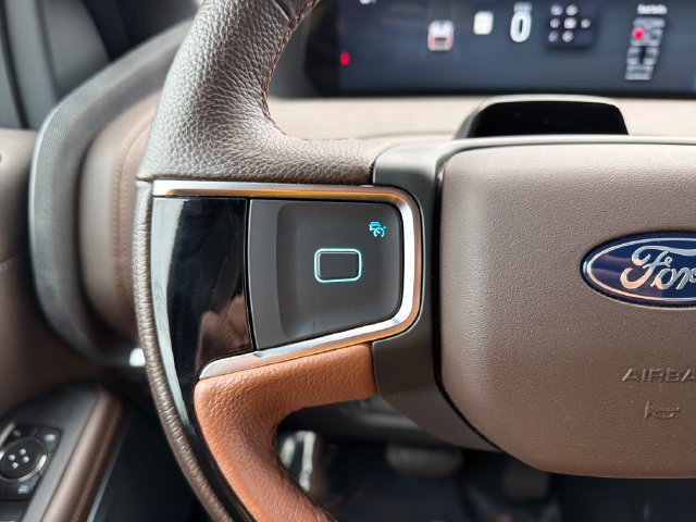 Used 2025 Ford Expedition Max King Ranch AWD/4WD image 15