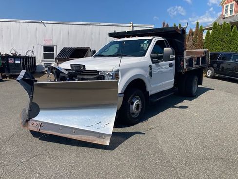 Used 2018 Ford F350 XL w/ Power Equipment Group AWD/4WD image 3