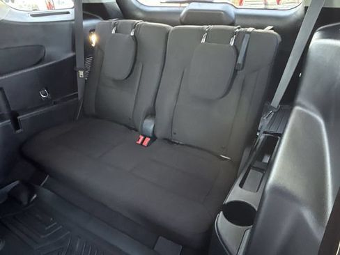 Used 2022 Ford Explorer XLT RWD image 11