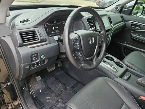 Used 2023 Honda Ridgeline RTL-E image 18
