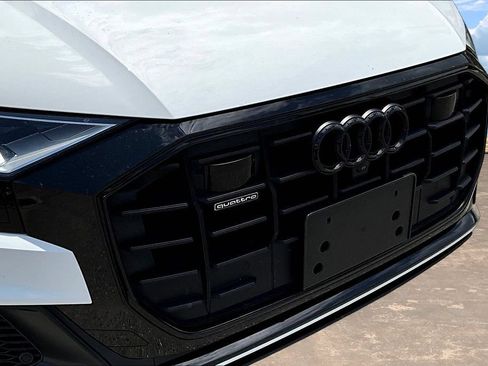 Used 2020 Audi Q8 Premium Plus w/ Premium Plus Package AWD/4WD image 33