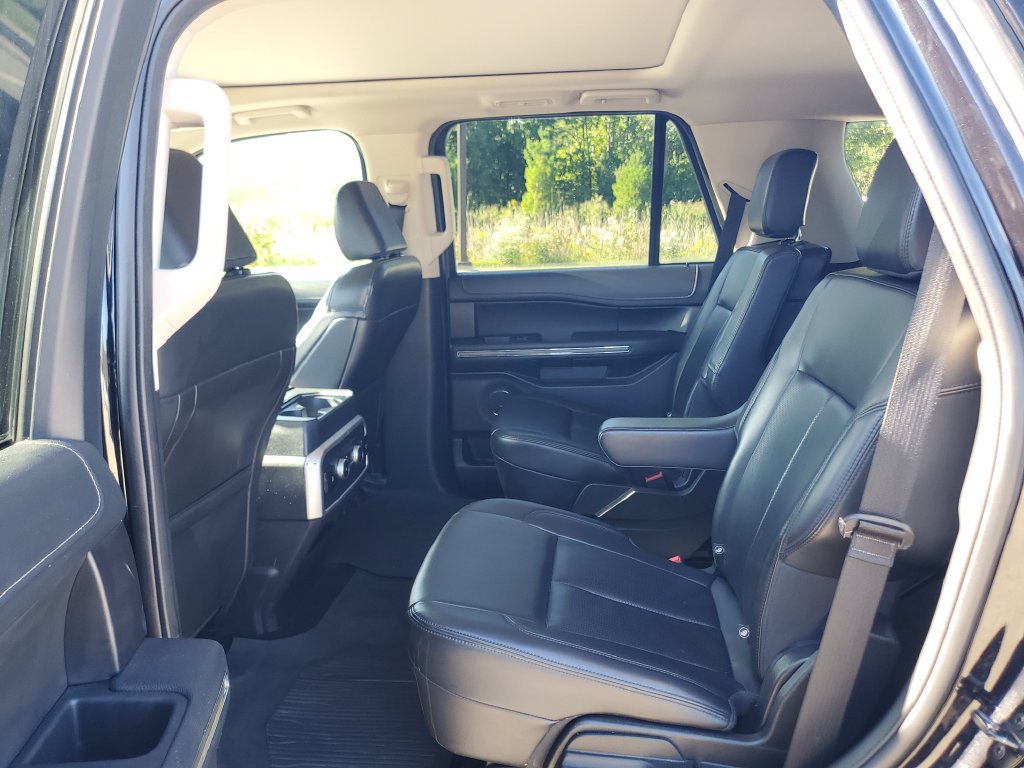 Used 2022 Ford Expedition XLT AWD/4WD image 26