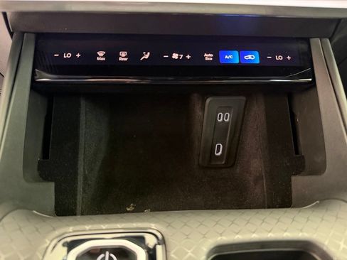 Used 2025 Jeep Wagoneer S Launch Edition AWD/4WD image 51