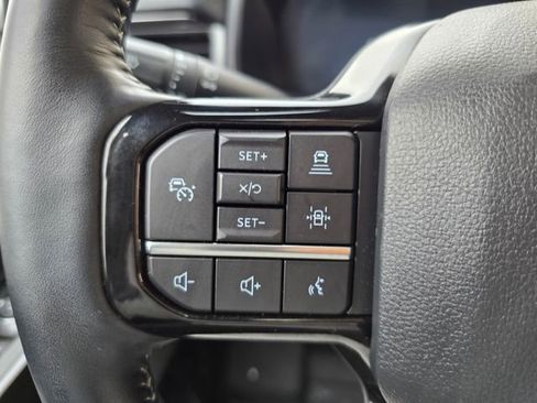 Used 2023 Ford F150 Lightning Platinum image 45