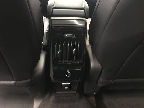 New 2026 Jeep Compass Trailhawk w/ Sun, Sound & Navigation Group image 32