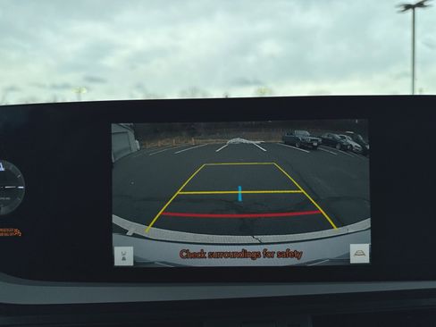 Used 2023 Lexus ES 350 w/ Accessory Package (Z1) image 13