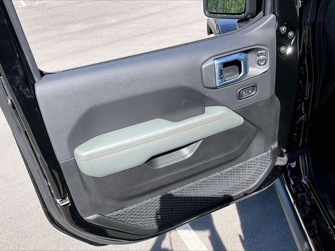 New 2026 Jeep Gladiator Mojave AWD/4WD image 25