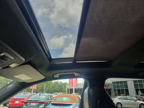 Used 2018 Mercedes-Benz GLE 350 image 24