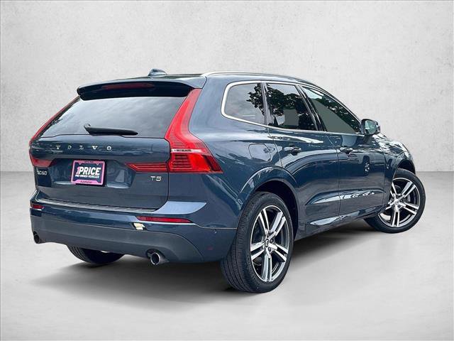 Used 2019 Volvo XC60 T5 Momentum w/ Multimedia Package FWD image 2
