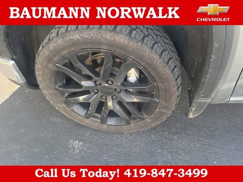 Used 2023 GMC Sierra 1500 Pro w/ Pro Value Package AWD/4WD image 8