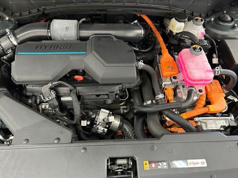 Used 2023 Hyundai Tucson SEL w/ Cargo Package AWD/4WD image 9