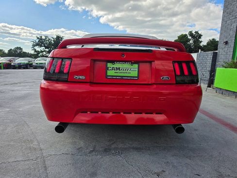 Used 2000 Ford Mustang Convertible RWD image 15