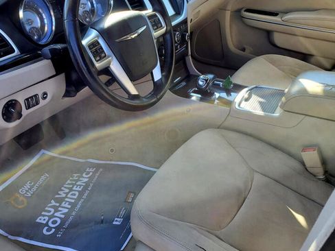Used 2012 Chrysler 300 image 14