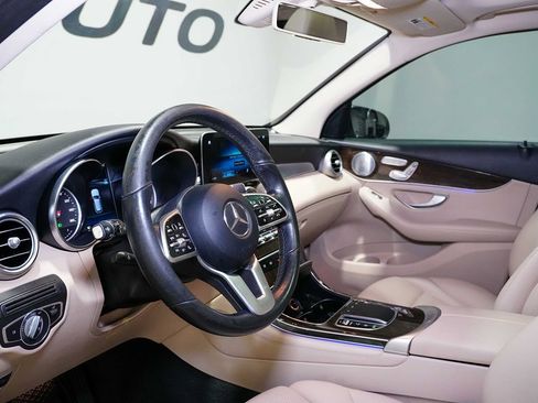 Used 2020 Mercedes-Benz GLC 300 4MATIC image 12