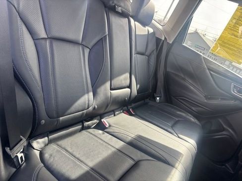 Used 2020 Subaru Forester Limited image 10
