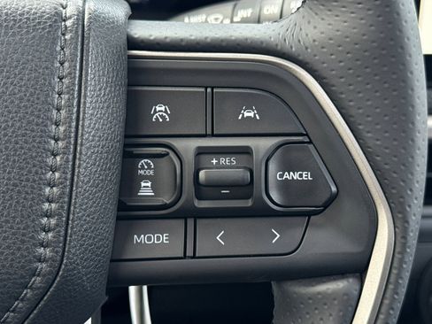 Certified 2025 Toyota 4Runner Limited image 33