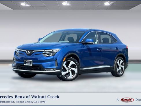 Used 2023 VinFast VF 8 Eco AWD/4WD image 1