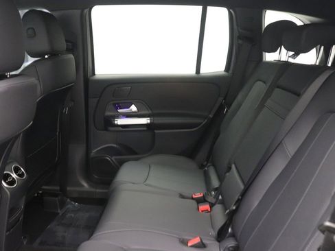 Certified 2026 Mercedes-Benz GLB 250 image 33