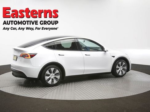Used 2022 Tesla Model Y Long Range AWD/4WD image 37