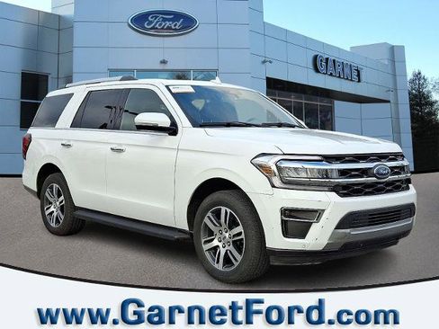 Certified 2024 Ford Expedition Limited image 1