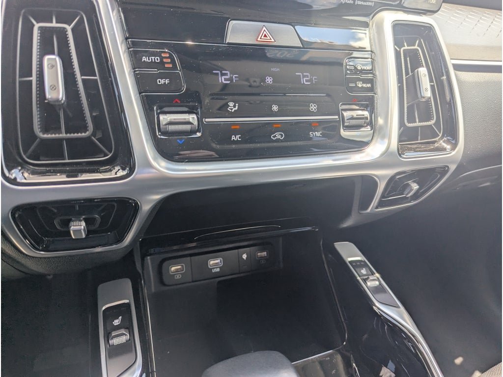 Used 2023 Kia Sorento SX FWD image 22