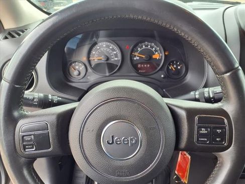 Used 2016 Jeep Patriot Sport w/ Power Value Group image 14