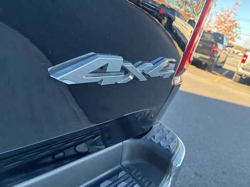 Used 2021 RAM 1500 Big Horn image 15