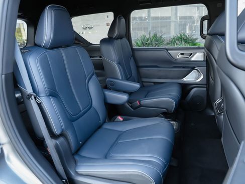 New 2026 INFINITI QX80 4WD w/ Sport Exterior Package image 30