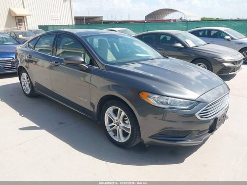 Used 2018 Ford Fusion S FWD image 1