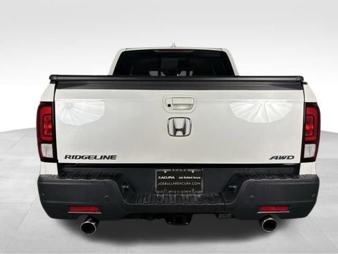 Used 2023 Honda Ridgeline RTL-E image 6