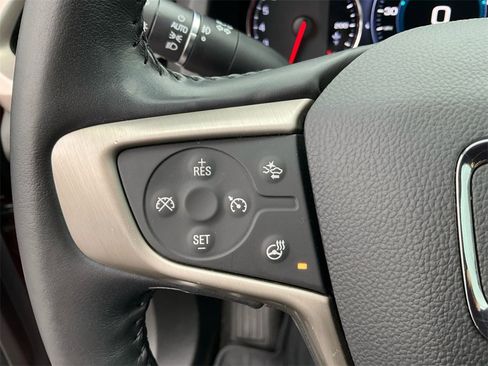 Used 2018 GMC Acadia Denali w/ Technology Package image 30