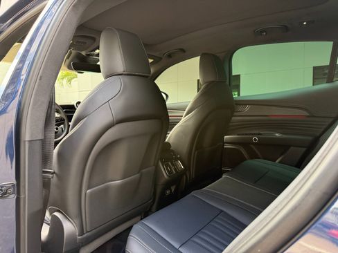 Used 2025 Maserati Grecale Modena image 30