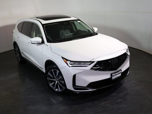 Certified 2026 Acura MDX SH-AWD w/ Technology Package image 7