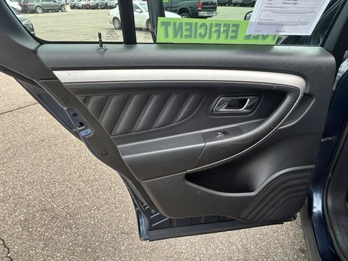 Used 2016 Ford Taurus SEL FWD image 13
