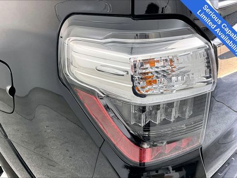 Used 2022 Toyota 4Runner TRD Off-Road image 40